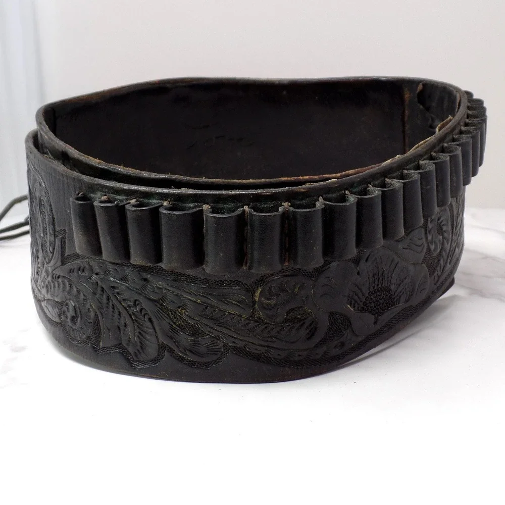 Vintage Black Leather Mexican Loop Cowboy Holster/Gun Belt, Floral Pattern